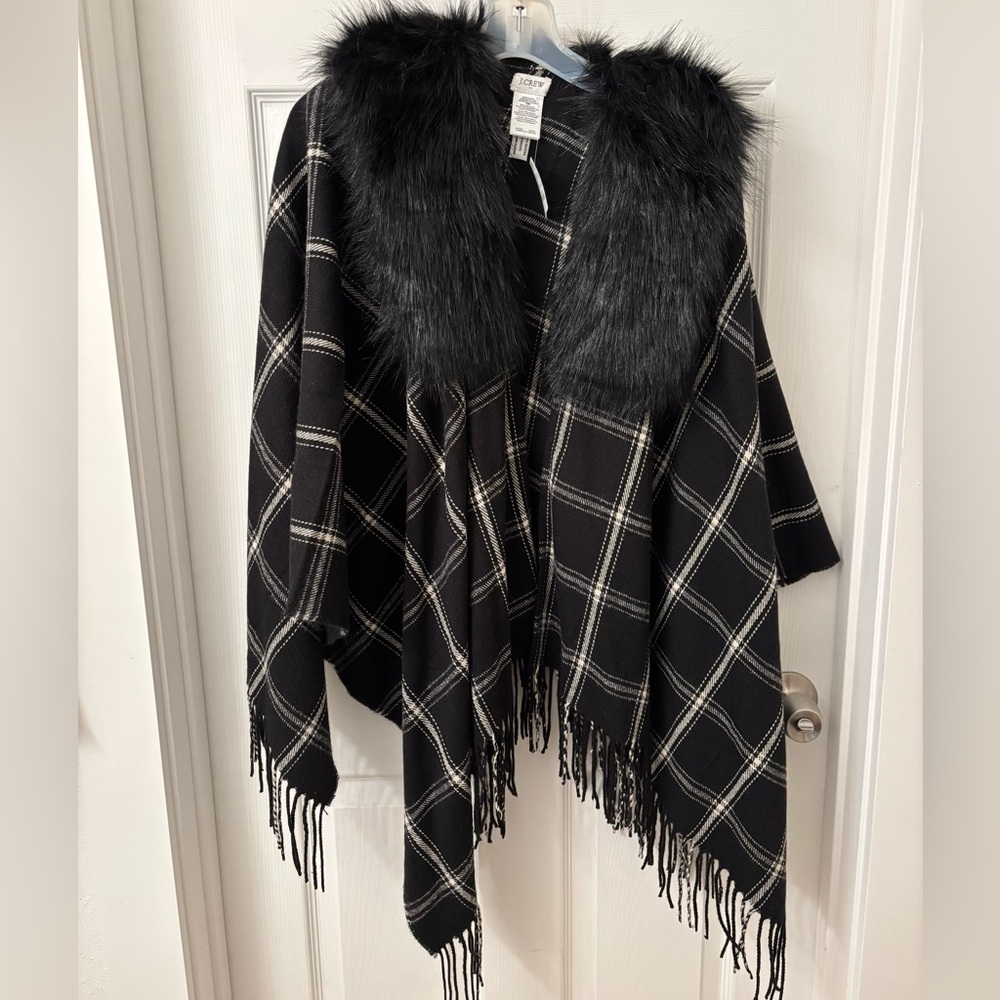 J Crew Black Plaid Women's Poncho Cape with Faux Fur Collar Christmas Gift
